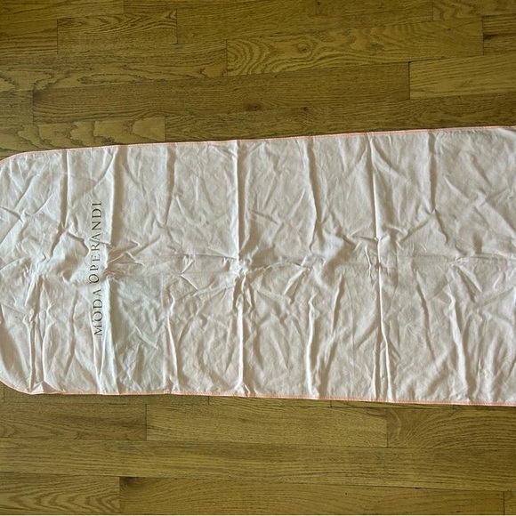 Móda Óperandi Garment Bag + Hanger - Picture 5 of 6